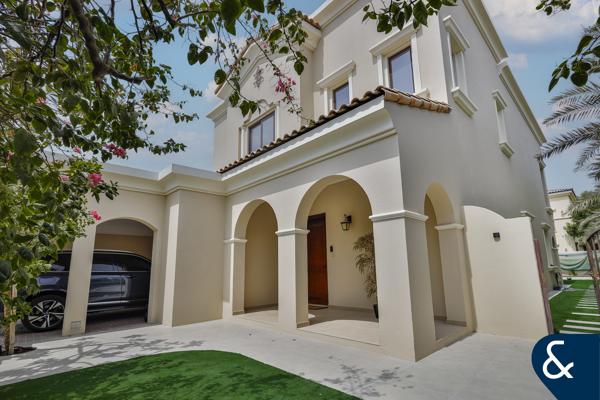 Upgraded | 3 bedrooms | Vacant on transfer